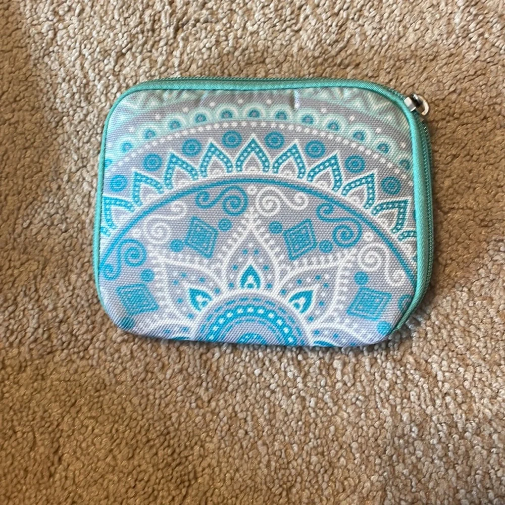 Laptop sleeve and cord organizer
